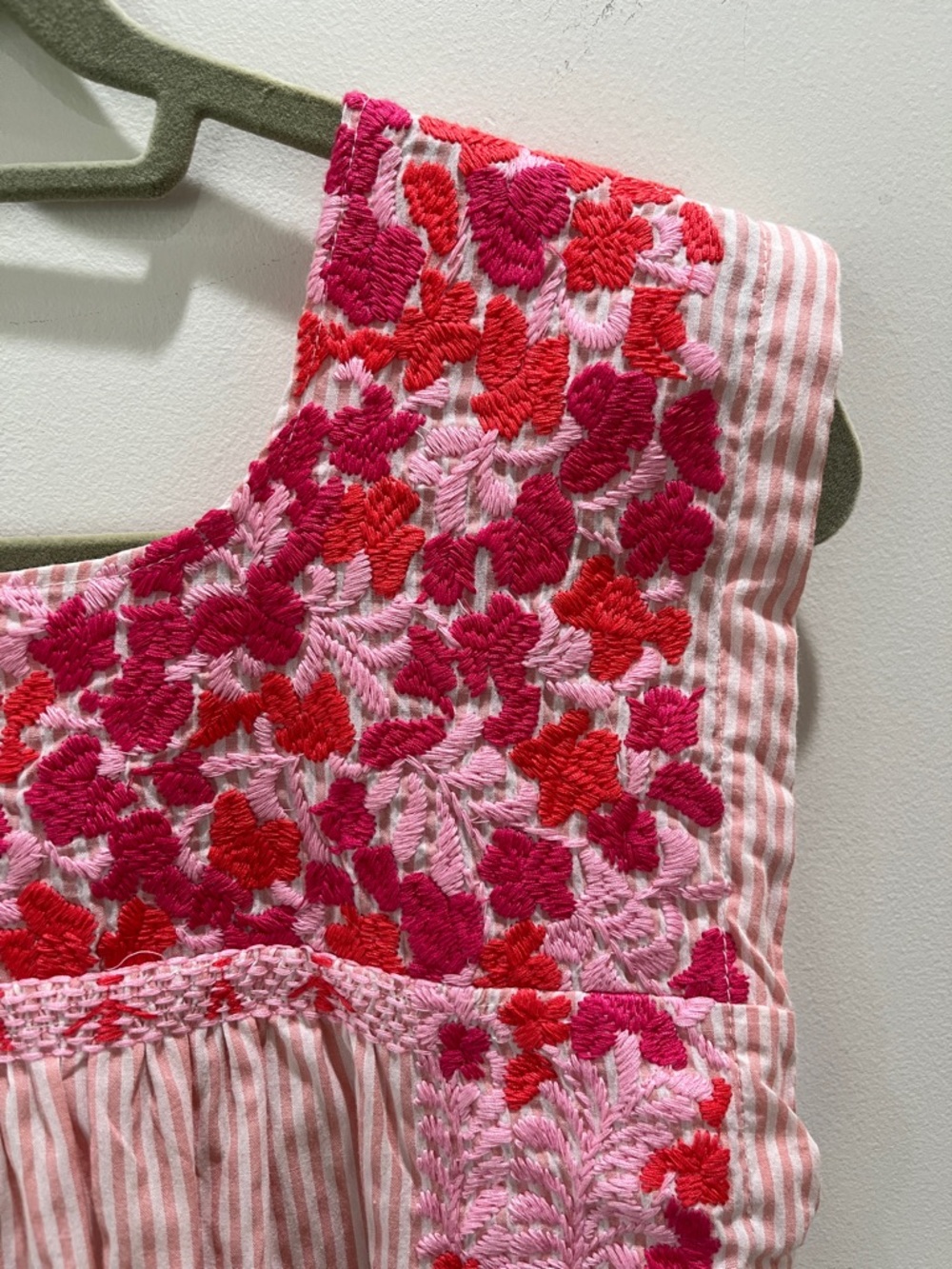 Sleeveless Pink Embroidered Striped Blouse - Picture 4 of 4